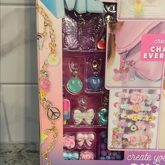 Charm Accessories Kit - Multicolor - Picture 3 of 10